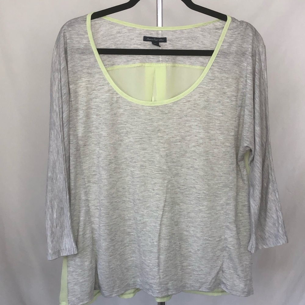 ✨ Flowy 3/4 sleeve top